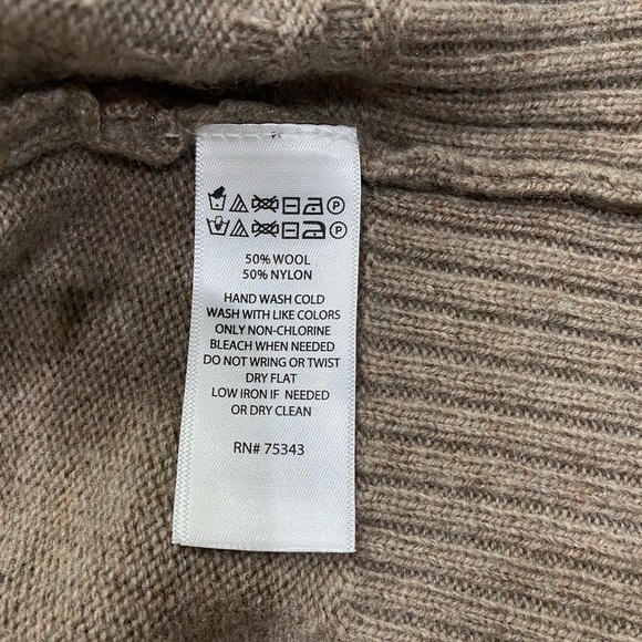 C&C California Super Soft Wool Blend Sweater Dark Academia Turtleneck Size L - Picture 5 of 5